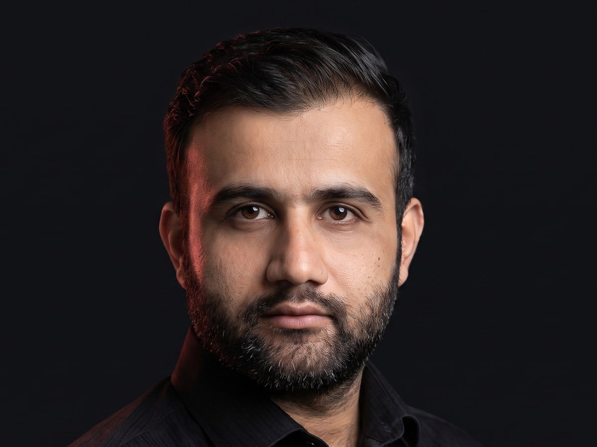 Amir, dry van dispatch expert at QNC Dispatch, who plans the round trips through Ohio