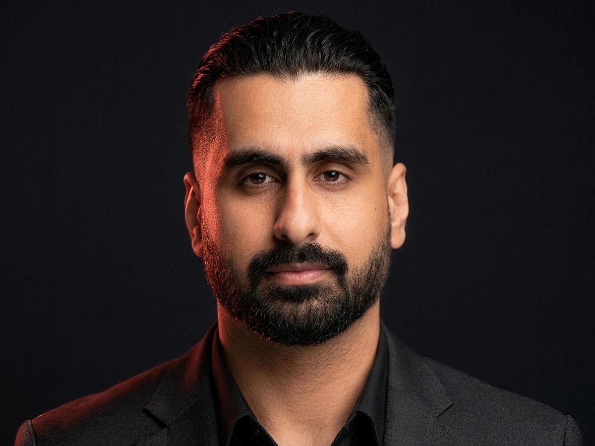 Ahmad, reefer dispatch expert at QNC Dispatch, who runs the temperature-controlled loads